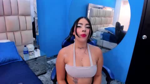 Snapshot of lily_rousse0 chatting on May 27, 3:14 am lily_rousse0 online show from May 27, 3:14 am