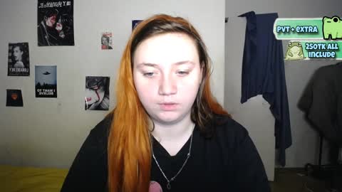 Snapshot of lily_shamy chatting on January 9, 12:03 am Alice online show from January 9, 12:03 am