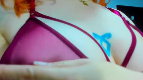 Snapshot of lily_stone04 chatting on March 1, 4:47 am lily_stone04 online show from March 1, 4:47 am