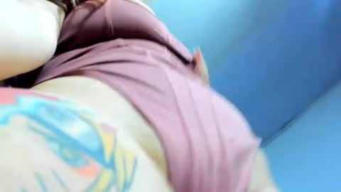 lily_stone04 online show from July 7, 7:45 am