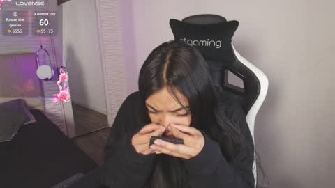 lily_waist online show from November 1, 11:12 am