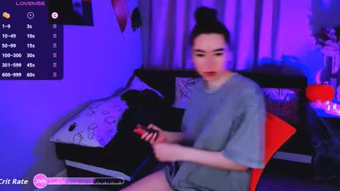 Snapshot of lily_xbaby chatting on October 23, 8:46 am LILY online show from October 23, 8:46 am