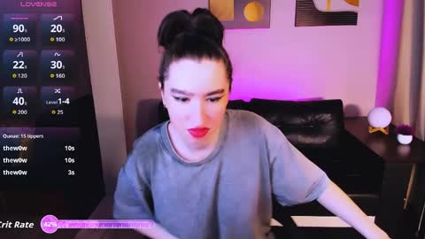 LILY online show from June 7, 6:44 pm