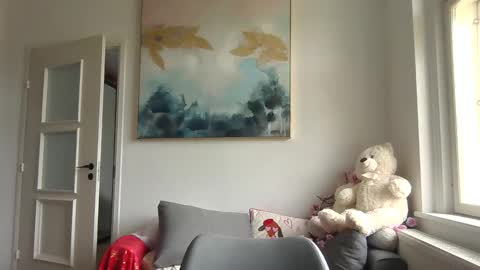 lilycandy_ online show from May 28, 9:39 am