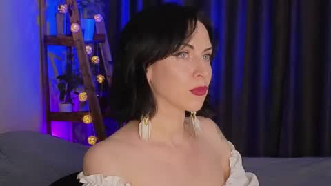 Snapshot of lilyconor chatting on July 28, 11:39 am Lily online show from July 28, 11:39 am