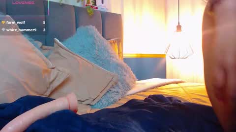 Snapshot of lilycute__ chatting on October 8, 8:17 pm CALL ME L I L Y online show from October 8, 8:17 pm