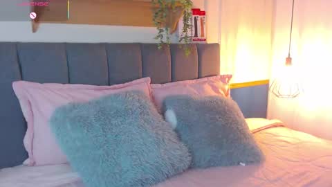 Snapshot of lilycute__ chatting on October 16, 8:10 pm CALL ME L I L Y online show from October 16, 8:10 pm