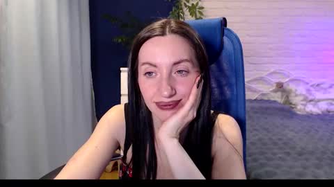 Snapshot of lilymellow chatting on November 13, 4:33 am Lily online show from November 13, 4:33 am