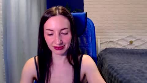 Lily online show from April 17, 8:17 am