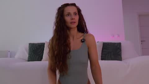 Lily online show from June 10, 12:04 pm