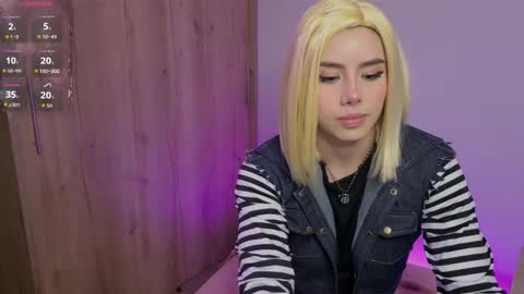 lily help me to collect more cosplay online show from March 27, 3:34 am