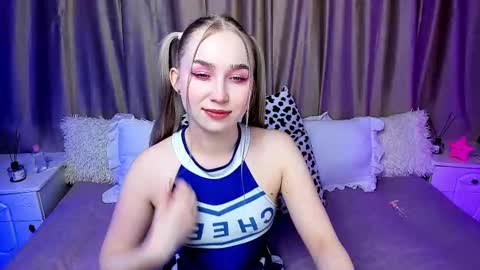 Lilian online show from November 16, 4:07 am