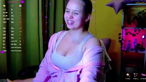 Lily online show from July 29, 8:18 pm