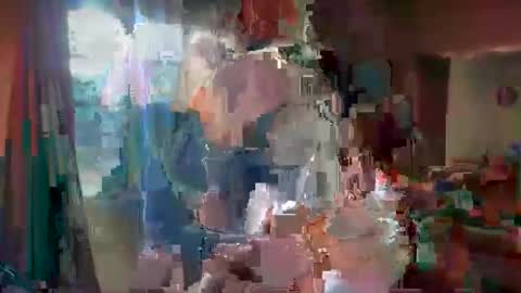 Snapshot of lilythesmooth chatting on May 23, 10:41 am Lilythesmooth online show from May 23, 10:41 am