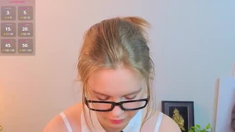 Julie online show from February 27, 5:57 pm