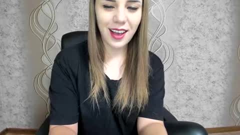 Snapshot of limebabykristi123 chatting on October 23, 12:04 pm online show from October 23, 12:04 pm