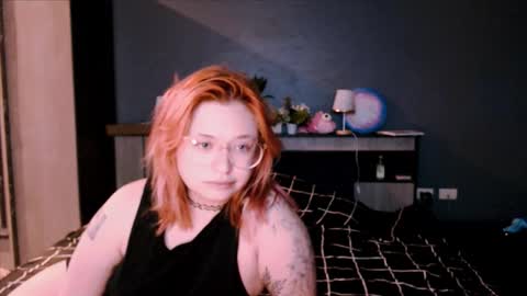 Snapshot of lina2d_tyan chatting on February 13, 11:28 am Lina2D tyan online show from February 13, 11:28 am