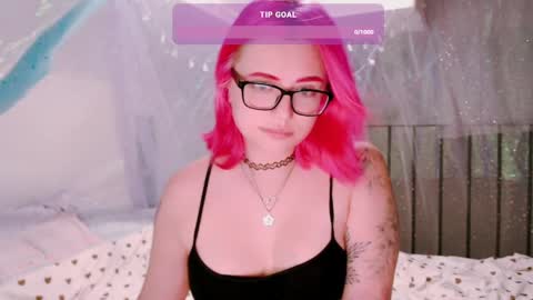 Snapshot of lina2d_tyan chatting on April 3, 11:41 am Lina2D tyan online show from April 3, 11:41 am