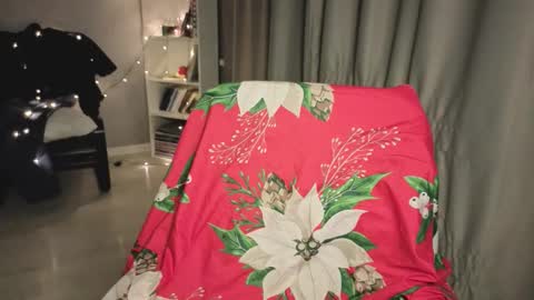 Scarlet online show from February 13, 5:20 pm