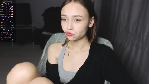 Scarlet online show from March 4, 6:14 pm