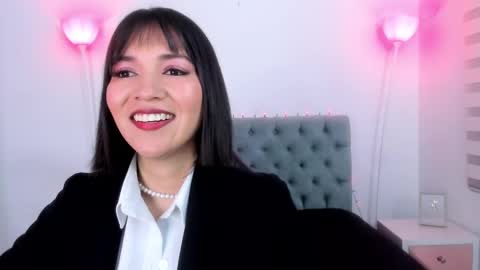  Lina Bedoya  online show from January 20, 11:35 am