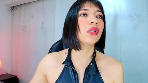  Lina Bedoya  online show from March 30, 11:22 am