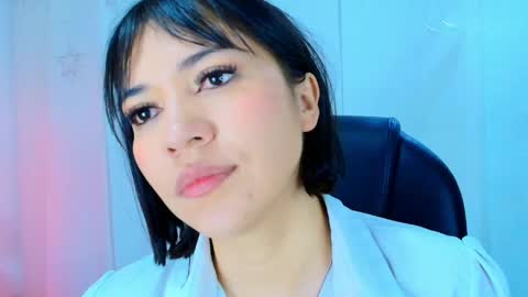  Lina Bedoya  online show from April 24, 11:34 am
