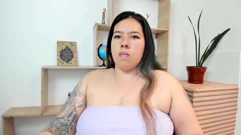 Lina Browm online show from April 30, 6:25 pm