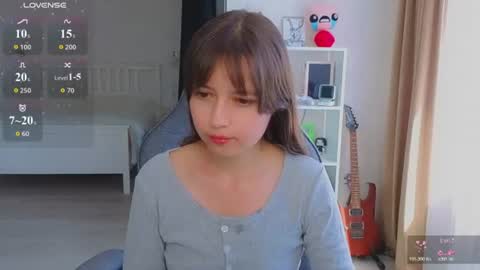 Lina online show from July 4, 9:15 am