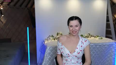 Snapshot of lina_flore chatting on May 31, 10:11 pm lina_flore online show from May 31, 10:11 pm