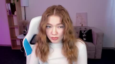 Lina online show from March 11, 6:43 am