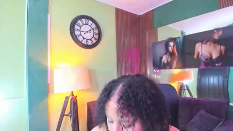 Snapshot of lina_kl chatting on November 27, 3:52 am lina_kl online show from November 27, 3:52 am