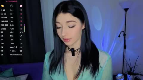 Snapshot of lina_leum chatting on November 1, 7:10 am Lina online show from November 1, 7:10 am