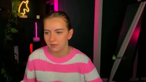 lina_moone online show from April 26, 9:51 am