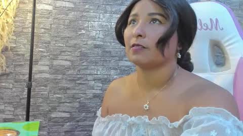 LINA SANCHEZ online show from February 22, 5:22 pm