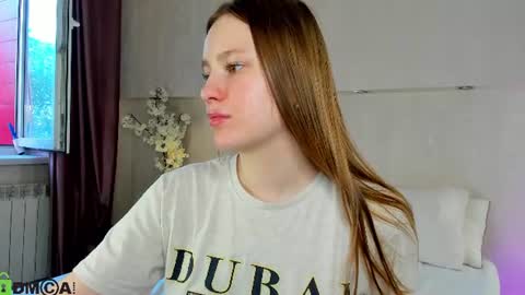 Lina online show from July 5, 1:01 am