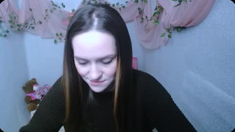 Snapshot of lina_star_s chatting on December 16, 6:53 am Lina online show from December 16, 6:53 am