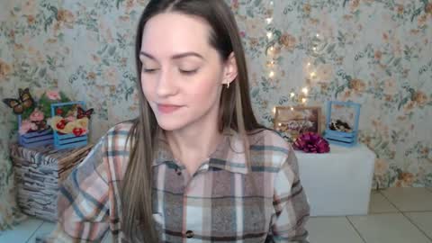 Snapshot of lina_star_s chatting on February 12, 6:51 am Lina online show from February 12, 6:51 am