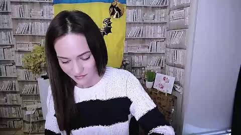 Snapshot of lina_star_s chatting on October 18, 9:32 am Lina online show from October 18, 9:32 am