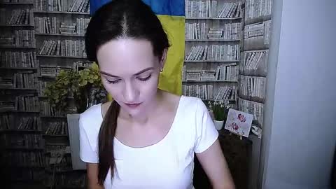 Snapshot of lina_star_s chatting on November 11, 9:09 am Lina online show from November 11, 9:09 am