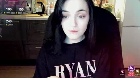 Lina 3  1715622743 online show from February 10, 8:20 am