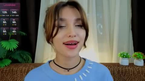 Snapshot of linaage chatting on September 11, 3:45 pm Lina online show from September 11, 3:45 pm