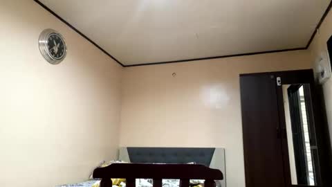 Snapshot of linadebie chatting on November 23, 6:24 am LinaDebie online show from November 23, 6:24 am