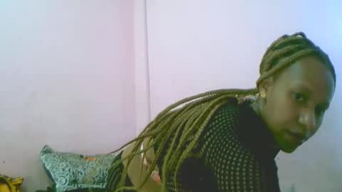 linah1123 online show from April 24, 10:39 am