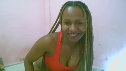 linah1123 online show from April 25, 1:36 pm