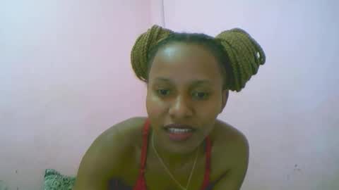 linah1123 online show from April 26, 11:41 am