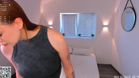 Snapshot of linasly chatting on November 22, 3:16 am lina online show from November 22, 3:16 am