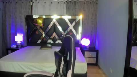  Linda  online show from June 14, 1:35 pm