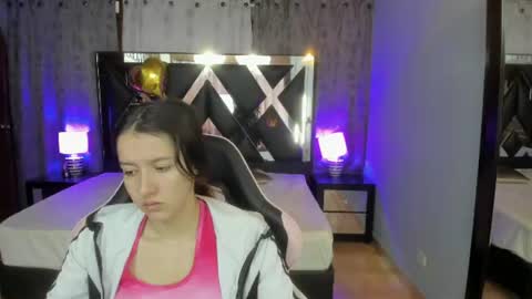  Linda  online show from June 21, 1:24 pm