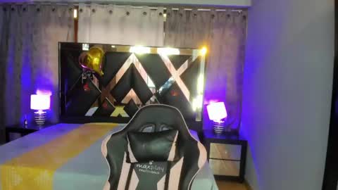  Linda  online show from July 11, 5:59 pm